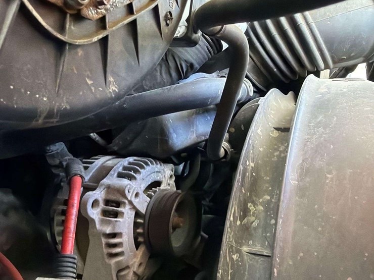 2018-chevrolet-express-g2500-image-32