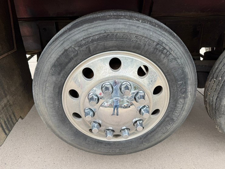1995-mack-rd688s-image-75