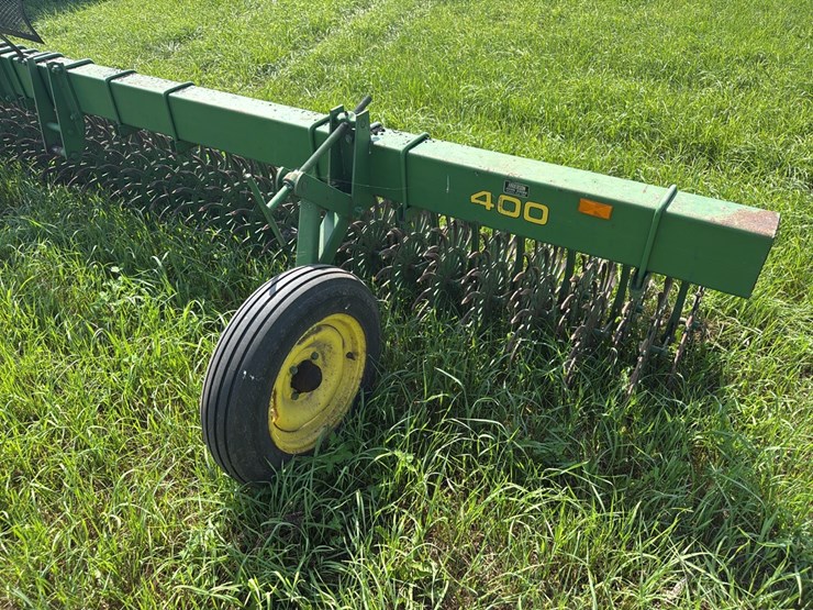 john-deere-400-image-6