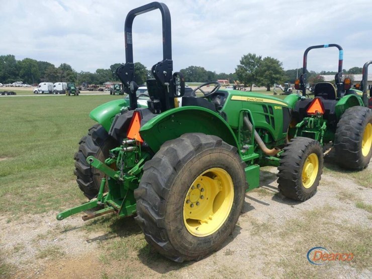 2021-john-deere-5045e-image-2