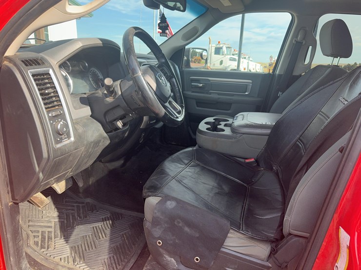 2015-dodge-ram-2500-image-9
