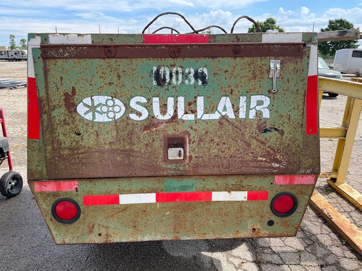 #10537-•-sullair-portable-air-compressor-image-13