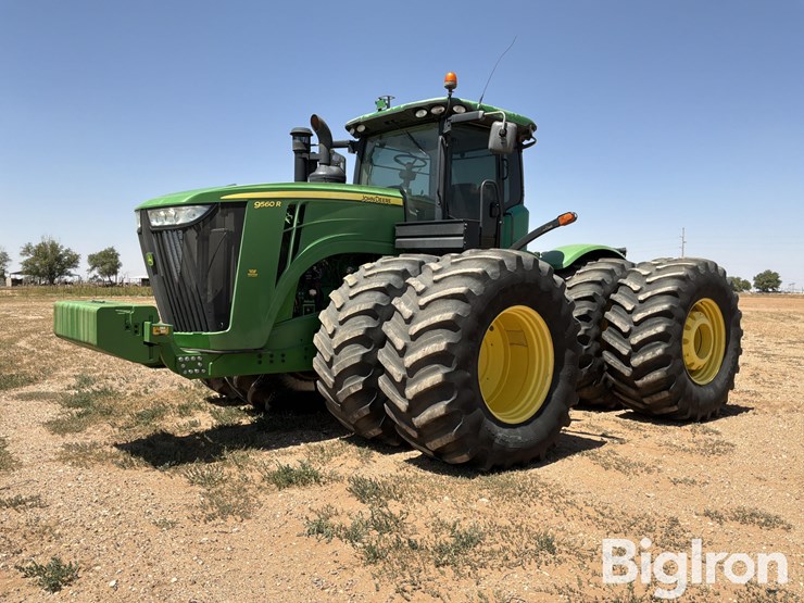 2013-john-deere-9560r-image-1