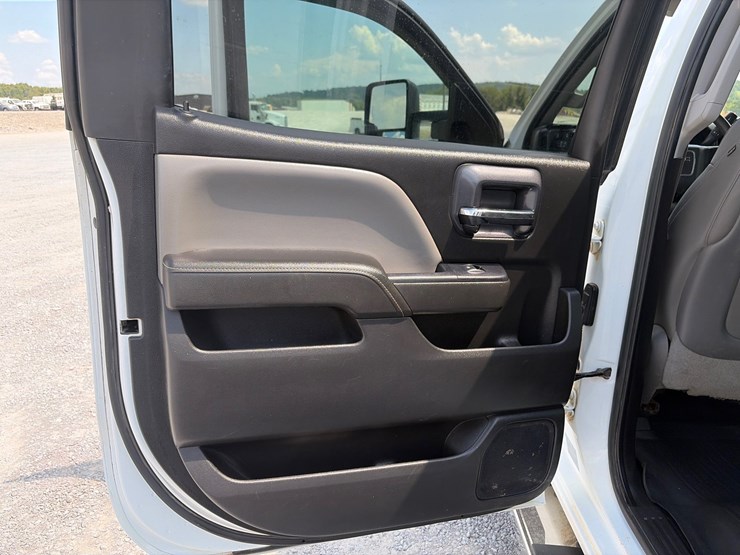 #251-•-2015-gmc-sierra-service-truck-image-16