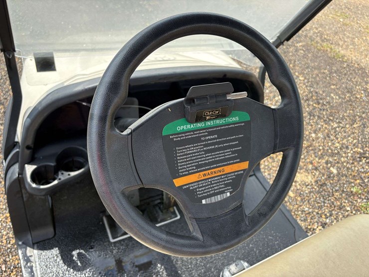2022-club-car-li-ion-48v-electric-golf-cart-w/-charger-image-10