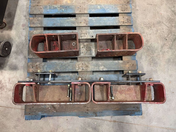 (3)-tractor-pulling-suitcase-weight-brackets-image-8