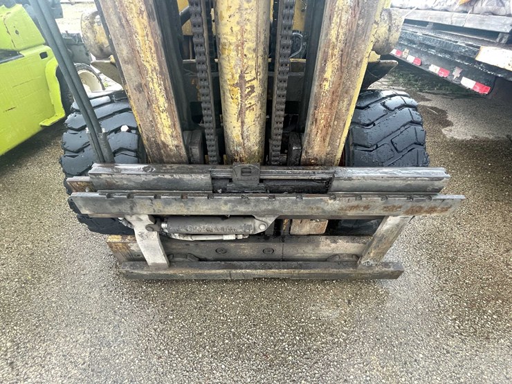 #10491-•-clark-lp-fork-lift-image-40