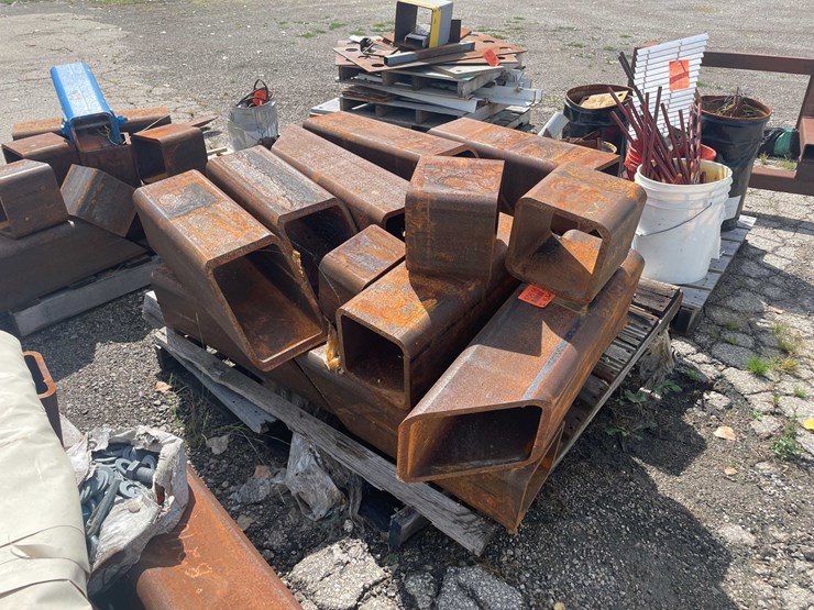 #10616-•-pallet-of-scrap-metal-image-3