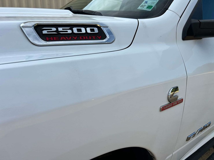 2019-ram-2500-tradesman-image-11