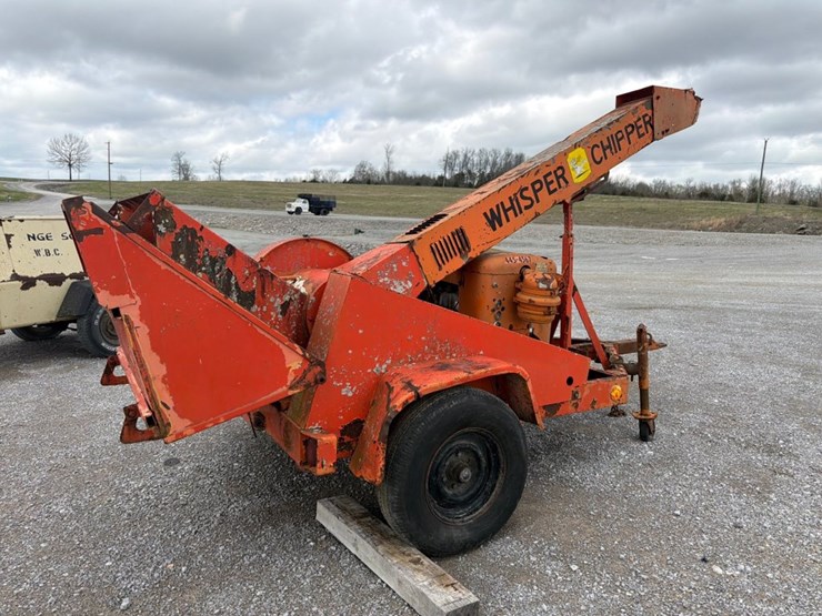 #411-•-whisper-chipper-towable-wood-chipper-image-2