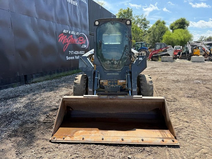 2014-deere-326e-image-7