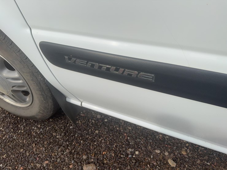 2000-chevrolet-venture-image-13