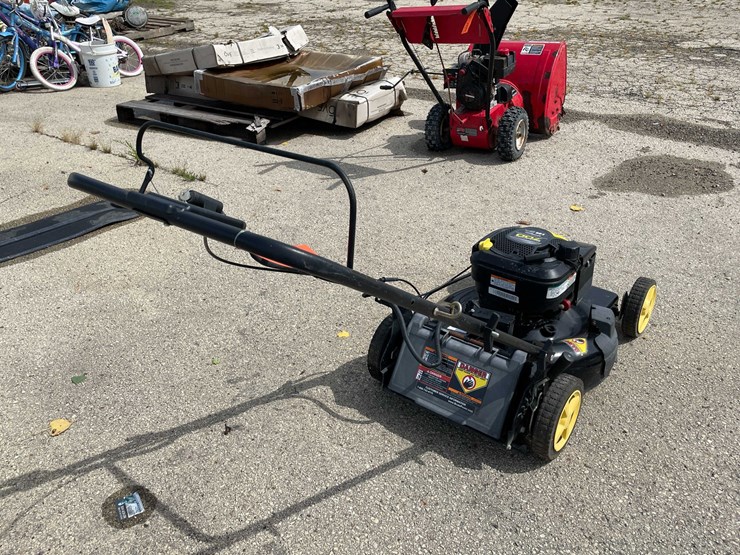 #10541-•-brute-push-mower-image-3