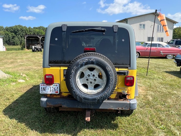 2001-jeep-wrangler-image-3