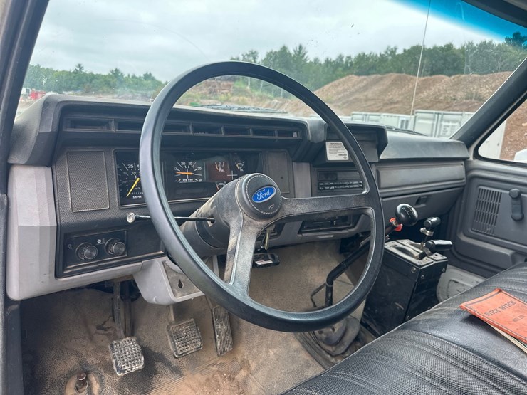 #61462-•-1995-ford-f-series-single-axle-dump-truck-image-25