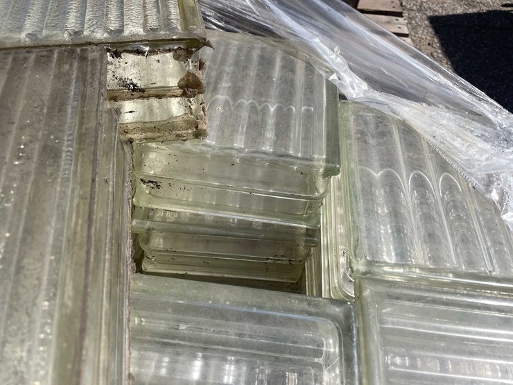 #9150-•-glass-blocks-(o10)-image-8