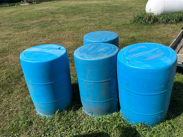 #6267-•-(4)-poly-barrels-image-2