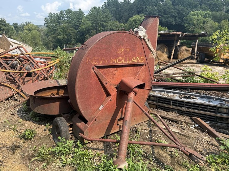 new-holland-27-image-1