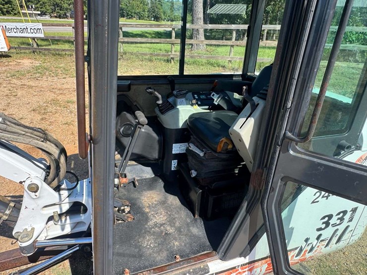 2002-bobcat-331-image-22