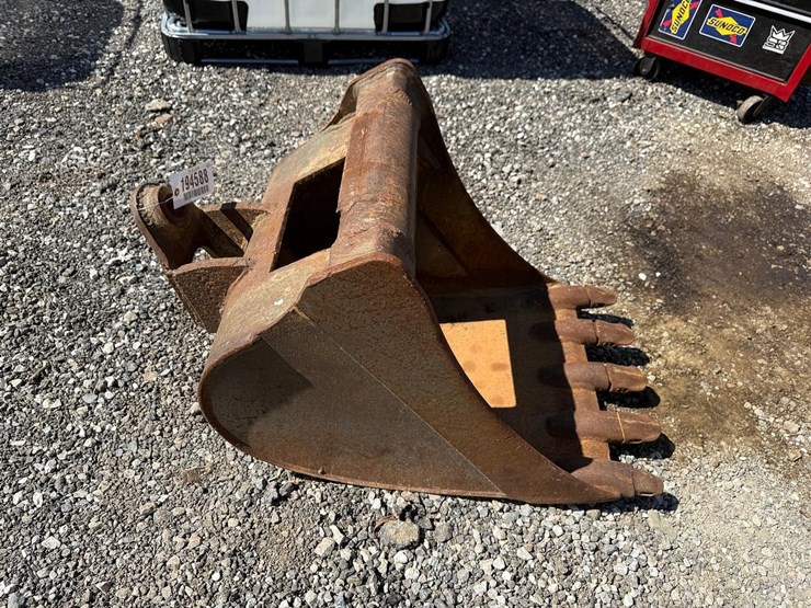 24”-excavator-bucket-image-4