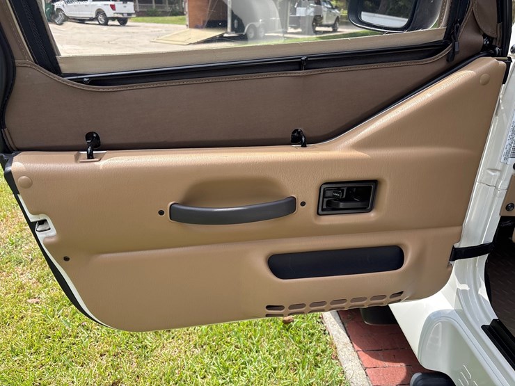 2002-jeep-wrangler-image-28