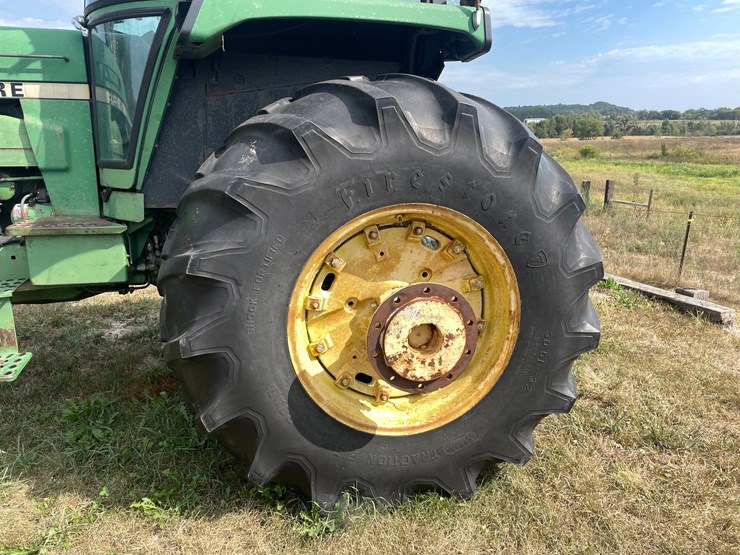 john-deere-4640-image-12