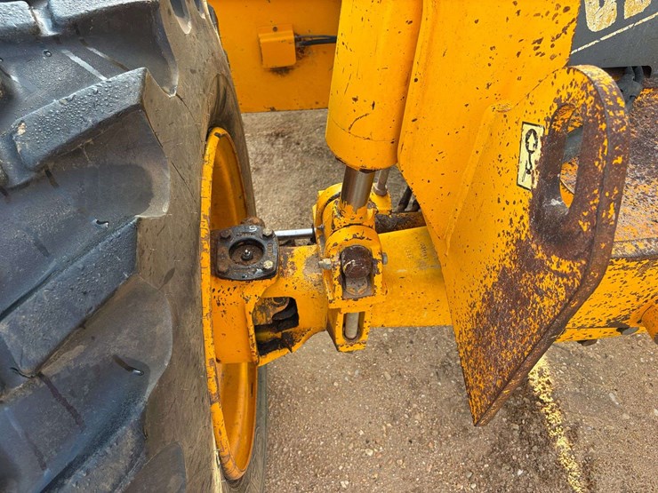 jcb-506b-image-8