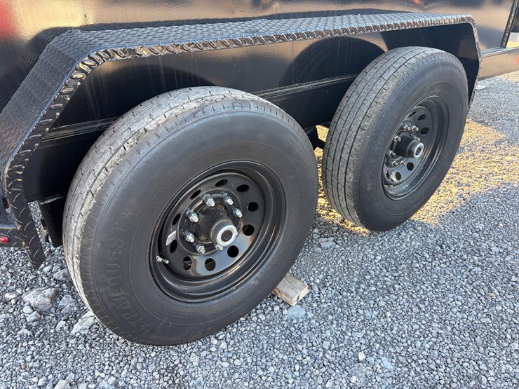 #210-•-2026-x-star-990-gal-tandem-axle-fuel-trailer-image-11