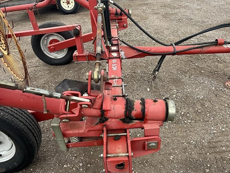 #126-•-wheel-rake-5-wheel-with-kicker-wheel,-tonutti-image-4