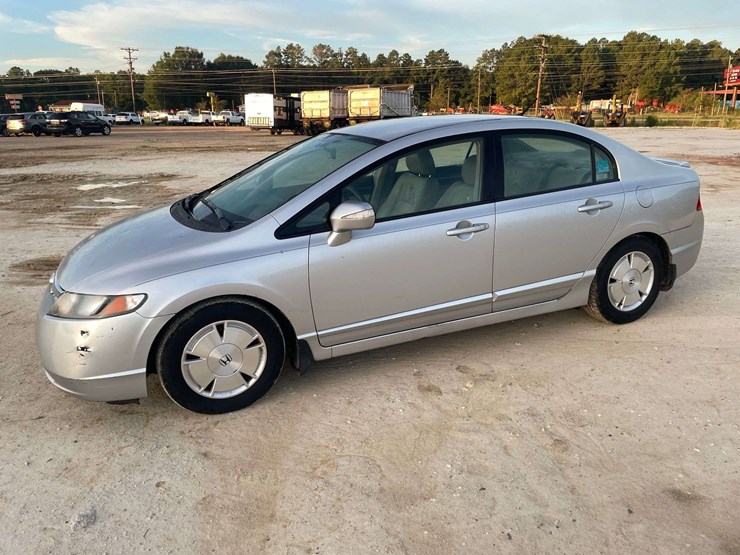 2007-honda-civic-hybrid-4-door-sedan-(108,750-miles)-image-1