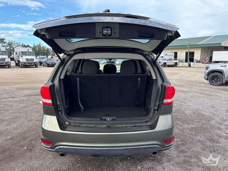 2017-dodge-journey-image-19