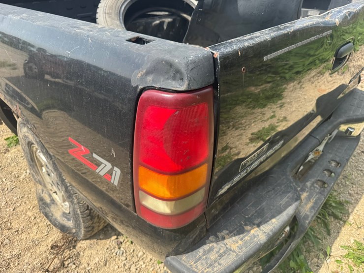 1999-chevrolet-1500-image-29
