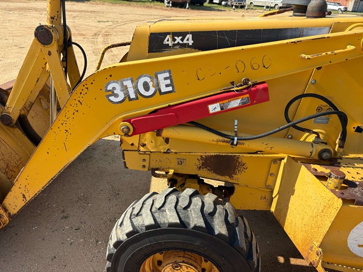 deere-310e-image-30