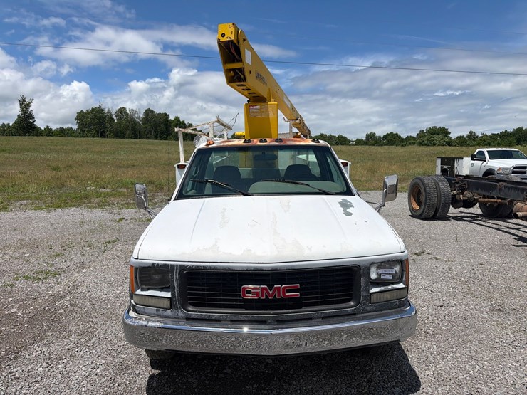 1995-gmc-1500-image-2