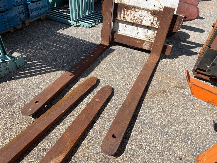 #9008-•-cascade-rotating-forks-attachment-(shed)-image-3