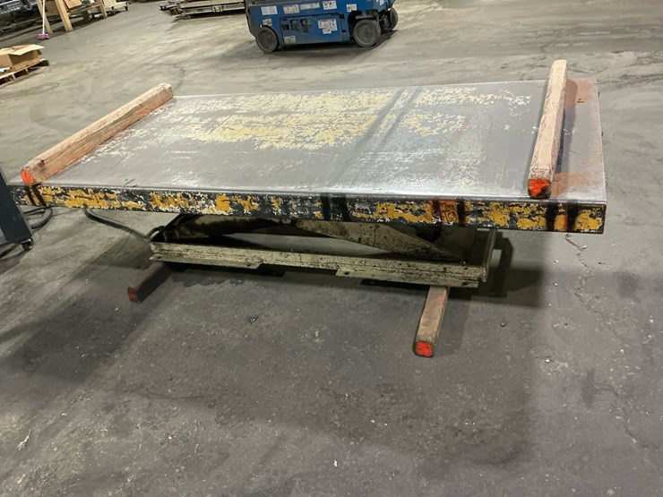 #171-•-industrial-scissor-lift-table-image-1