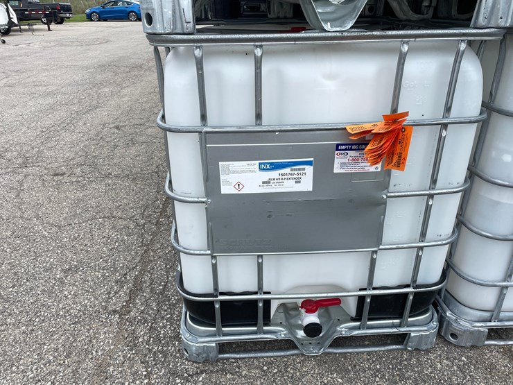 #9044-•-(2)-275-gallon-ibc-caged-totes-(of)-image-4