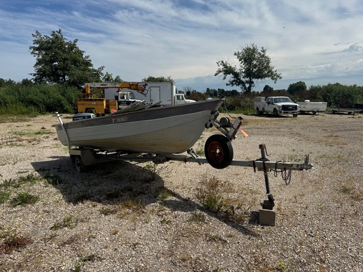 #10510-•-mirrocraft-16’-boat-(no-title)-(located-in-rosendale-wi)-image-2