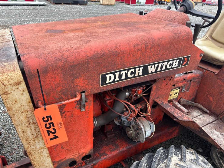ditch-witch-2200-image-9
