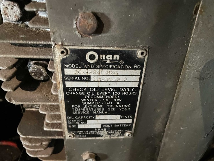 #1605-•-miller-a/c-power-and-welding-generator-image-3