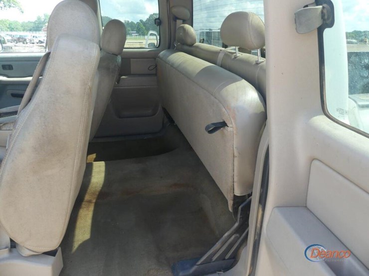 2006-chevrolet-2500hd-image-7