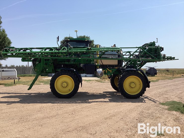 2024-john-deere-410r-image-8