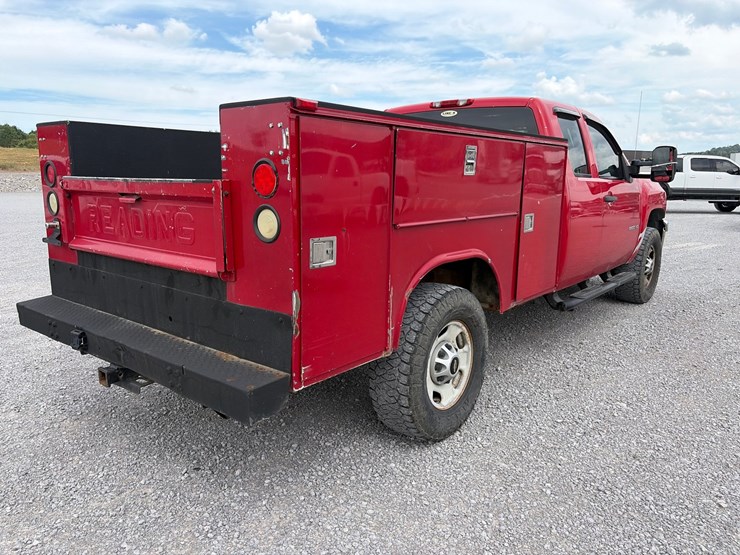 #244-•-2013-chevrolet-silverado-service-truck-image-8