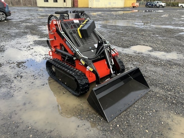 2026-agt-lrt23-mini-compact-track-loader-image-2
