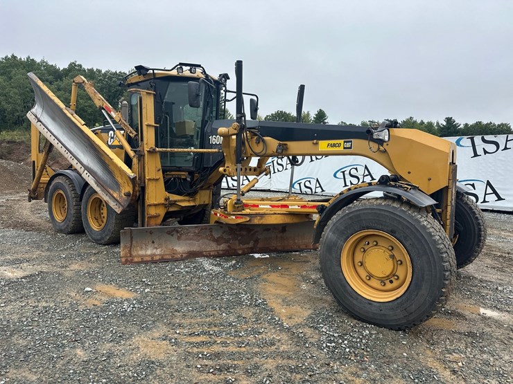 caterpillar-160m-awd-image-7