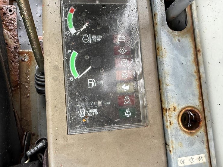 2009-takeuchi-tb138fr-image-22