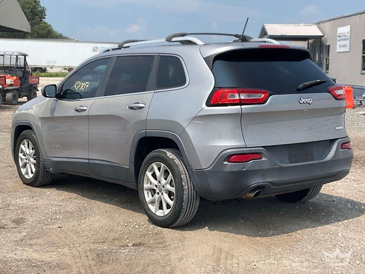 2015-jeep-cherokee-image-4