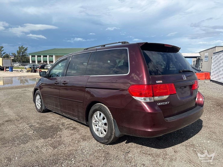 2010-honda-odyssey-image-4