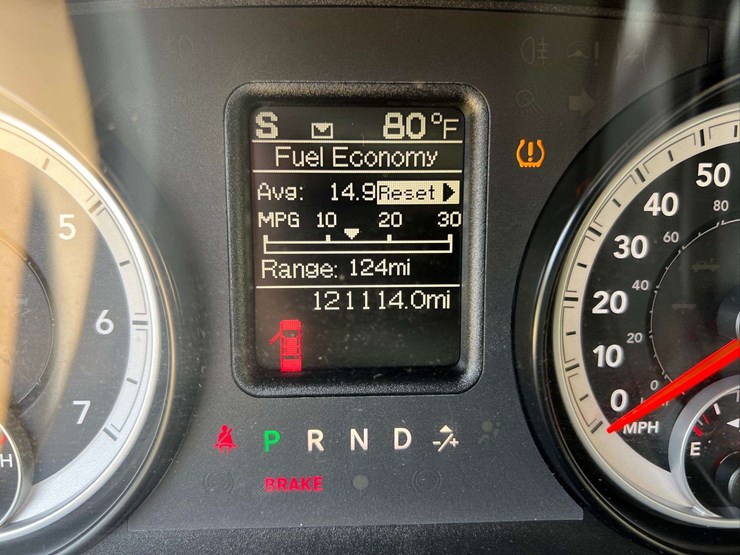 2014-ram-1500-tradesman-image-32