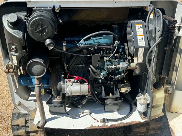 2002-bobcat-331-image-17